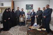 دیدار رئیس بنیاد شهید و امور ایثارگران با خانواده سردار شهید حاج محمدتقی یوسفوند