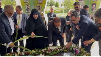 سفر معاون رئیس جمهور و رئیس بنیاد شهید و امور ایثارگران به استان ایلام به مناسبت هفته دولت