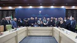 نشست رییس بنیاد شهید و امور ایثارگران با تشکل‌های شاهد و ایثارگر