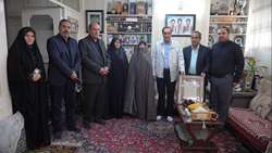 دیدار معاون رییس جمهور و رییس بنیاد شهید و امور ایثارگران با مادر شهیدان والامقام خالقی‌پور