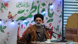 حضرت زهرا(س) الگوی تمدن‌سازی / حضور خانم آباد در بنیاد شهید «یک ظرفیت تحول‌آفرین» برای جامعه بانوان این نهاد مقدس