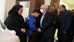 دیدار رئیس بنیاد شهید و امور ایثارگران با خانواده «شهید فرهاد فلاحی»