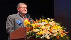  رشد ۱۰۰ درصدی حضور دانش آموزان خلاق در پویش ملی ایثار/ حضور نسل جوان در برابر جنگ رسانه‌ای دشمنان امید آفرین است