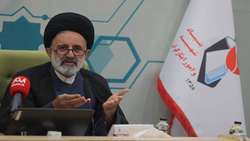 جنگ با استکبار را ادامه می‌دهیم تا پرچم حق برافراشته شود