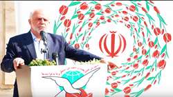 مراسم ملی و سراسری میهمانی لاله ها با حضور  رئیس بنیاد شهید و امور ایثارگران در ساری