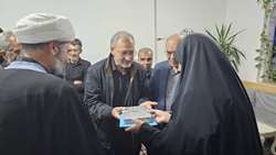 دیدار معاون فرهنگی و آموزشی بنیاد با خانواده‌های شهیدان والامقام ناو دنا در نوبندگان فسا