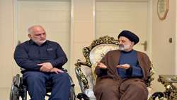دیدار نماینده ولی‌فقیه در بنیاد  با جانباز ۷۰ درصد حاج ابراهیم محمودآبادی در همدان