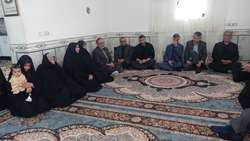 دیدار استاندار گلستان و مدیرکل بنیاد شهید و امور ایثارگران استان با دختر چهار ماهه شهید جنگ رمضان جواد لگزایی در شهرستان آق‌قلا 