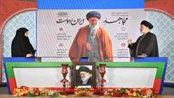 حضور نماینده ولی فقیه در بنیاد در صدا و سیمای استان لرستان