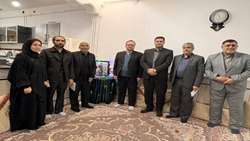 دیدار مدیرکل فرهنگی و تبلیغات بنیاد شهید و امور ایثارگران با خانواده شهدای اخیر خوزستان 