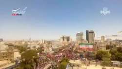 تصویری از فراز خیابان امام رضا(ع) مشهد مقدس و خروش مردم برای وداع با رهبر شهید انقلاب
