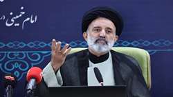 مراسم اربعین حسینی(ع) تابلوی استقامت و مانور قدرت جهان اسلام است