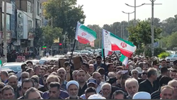 تشییع پیکر حاجیه خانم اسکندری مادر شهیدان والامقام مظفر در پاکدشت