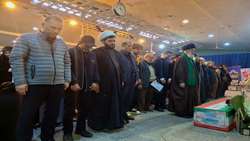 حضور مدیرکل بنیاد شهید و امور ایثارگران تهران بزرگ در تشییع شهدای والامقام در گلزار شهدای بهشت زهرا(س)