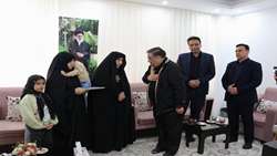 انقلاب اسلامی، به برکت خون پاک شهدا همیشه در دنیا سربلند است