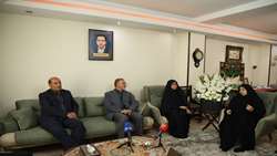 شهدا سند اصالت انقلاب و الگوی ماندگار آیندگان هستند / تجلیل از مقام شامخ شهیدان پازکی، خویشوند و عسگریان