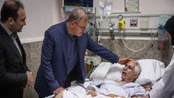 دیدار معاون فرهنگی و آموزشی بنیاد  با جانباز حسین اسرافیلی/ جانبازان عزیز افتخار شهید زنده را دارند