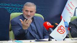معاون فرهنگی و آموزشی بنیاد شهید: مقاومت و ایثار، دو کلید واژه مهم در انتقال مفاهیم عملکردهای پژوهشی است