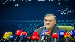 آغاز مراسم ملی «میهمانی لاله‌ها» از جوار مزار مطهر قائد شهید امت/ برگزاری ۴۶ برنامه محوری بنیاد شهید در هفته دفاع مقدس