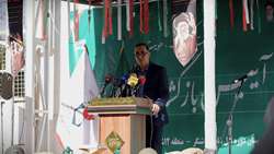نواخته شدن زنگ ایثار توسط رئیس بنیاد شهید و امور ایثارگران/تأکید بر نقش دانایی و مهارت آموزی دانش‌آموزان برای ساخت آینده ایران 
