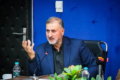 نخبگان شاهد و ایثارگر جریان‌ساز عرصه رسانه، هنر و ارتباطات فرهنگی هستند