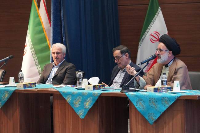 تاکید بر شناسایی چهره‌های شاخص شهدا در استان‌ها/ بهره‌گیری از ظرفیت‌های فرهنگی و هنری در ترویج فرهنگ ایثار و شهادت